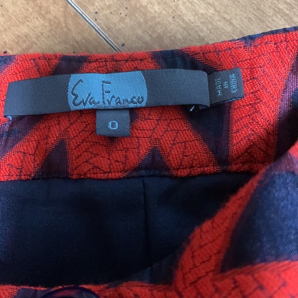 Anthropologie Eva Franco size 0 brocade navy/red skirt GUC. - Picture 6 of 8